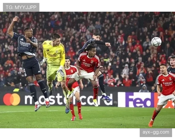 皮克福德再现神奇扑救，助球队在英超赛场表现稳健，获得关键胜利